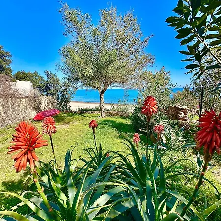 Perdepera Jennas Villa *