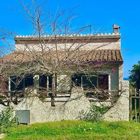 Vila Perdepera Jennas Marina di Gairo